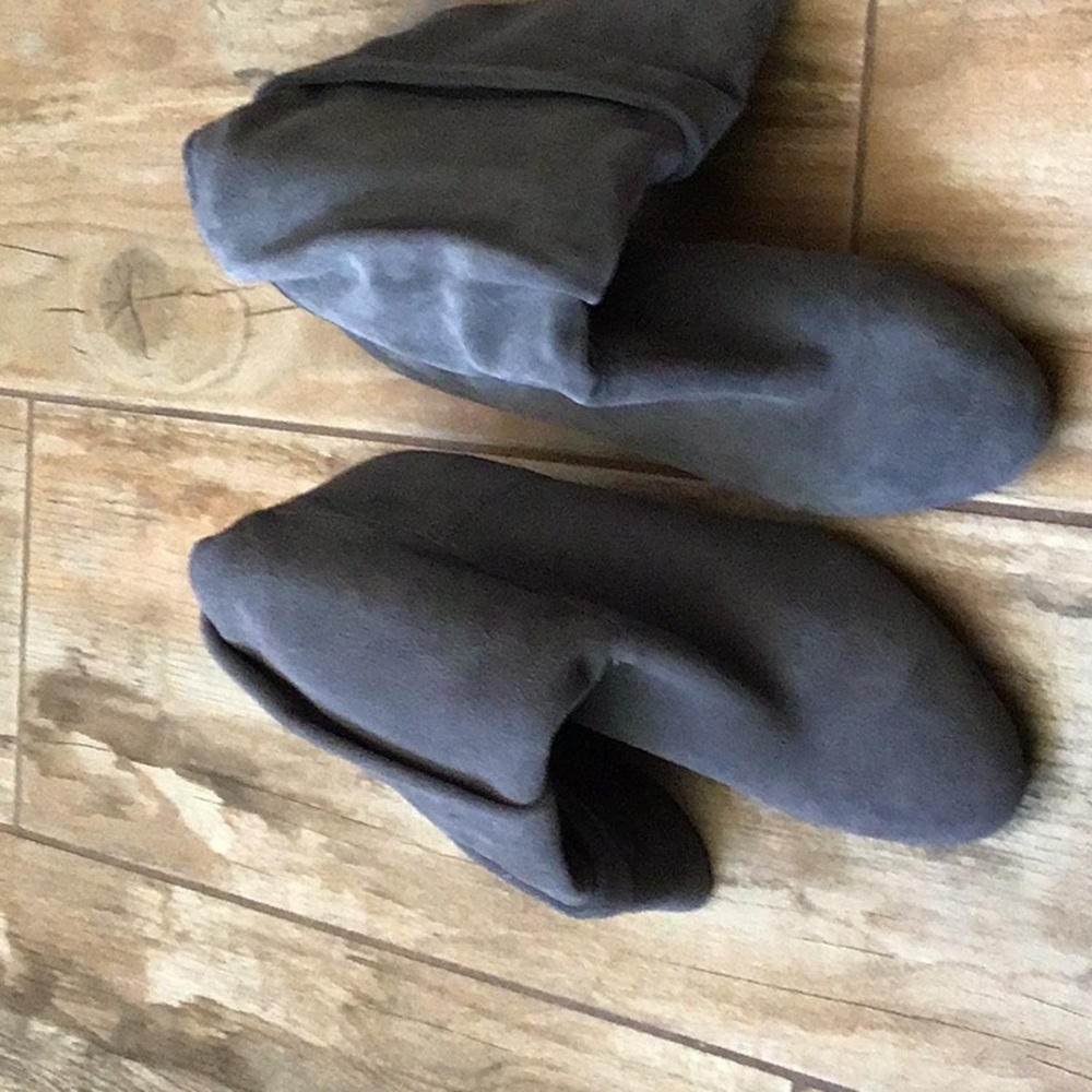 Alex Marie grey suede mid calf platform boots
